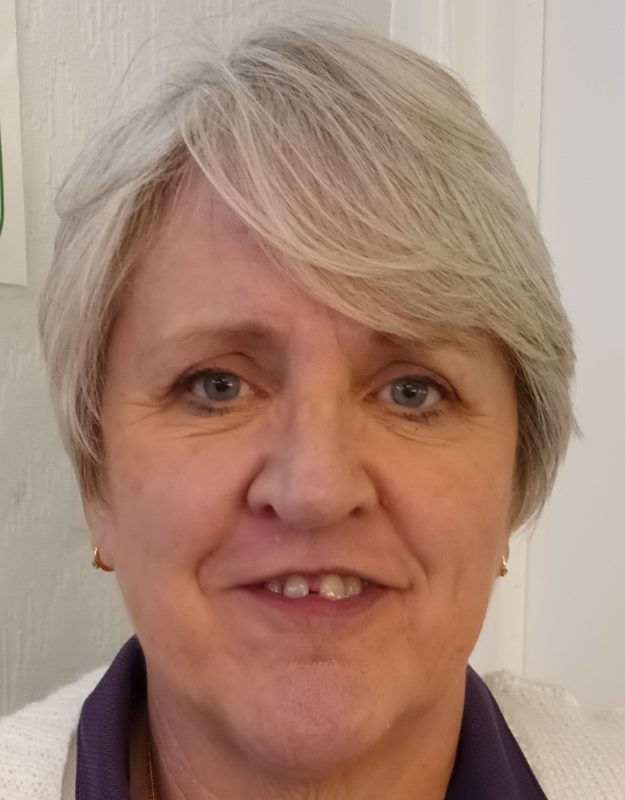 Meet the committee – Hellingly Bowls Club